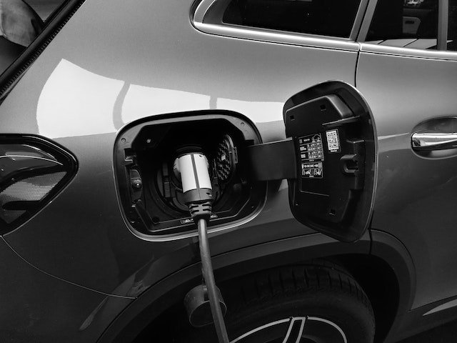 Electric-car-charging-station-providers